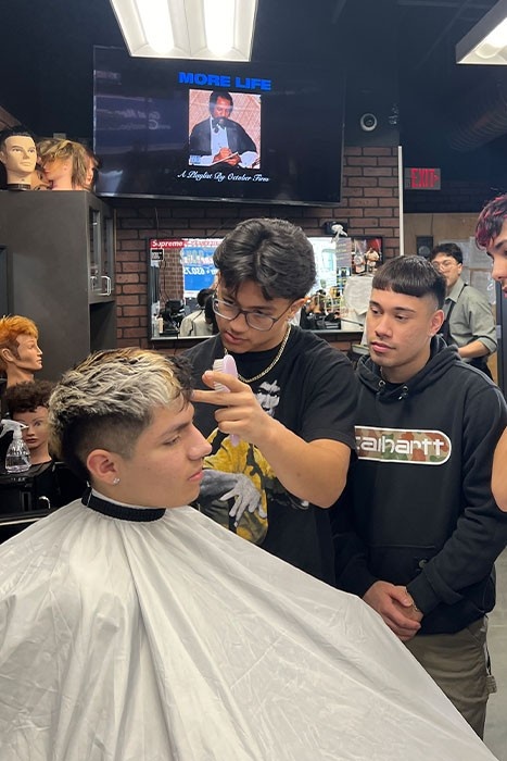Student in Barber School doing Barber Training in CSA Academy Illinois