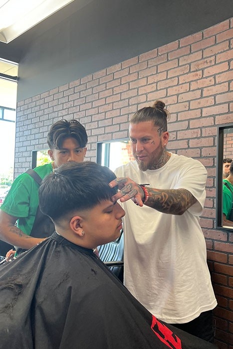 Student in Barber School doing Barber Training in CSA Academy Illinois