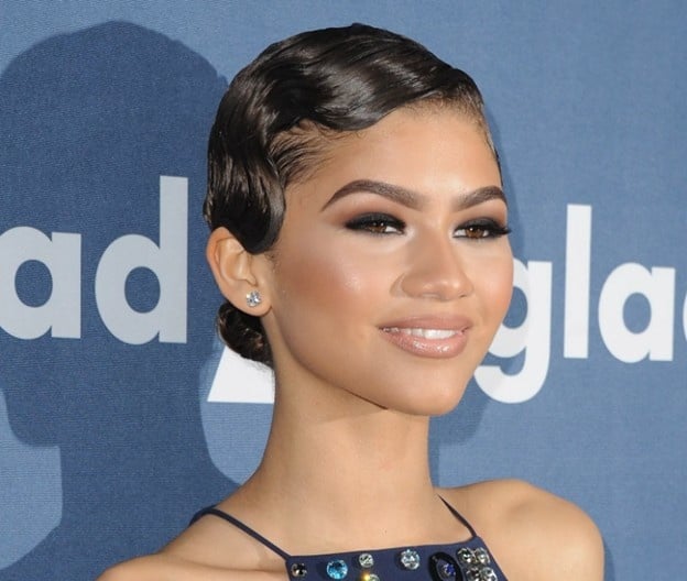 Finger Waves: A Complete Guide to Creating This Timeless Hairstyle 1 Finger waves hairstyle on short hair with sleek glossy finish, modern take on classic 1920s finger waves